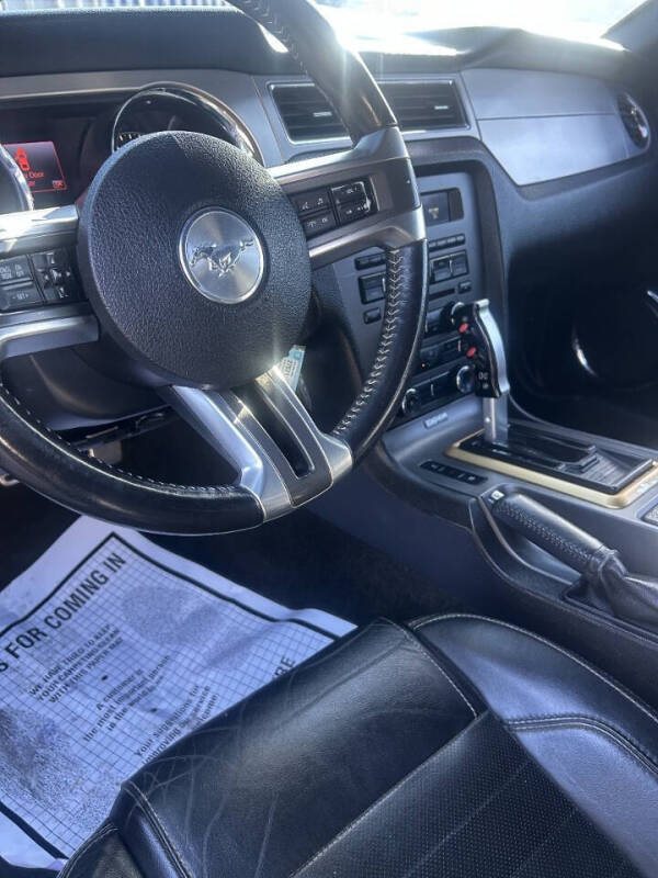 2014 Ford Mustang V6 Premium