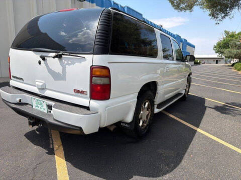 2003 GMC Yukon XL Denali