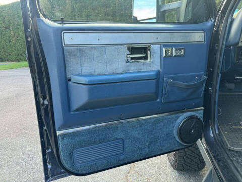 1987 Chevrolet R/V 20 Series R20 Silverado