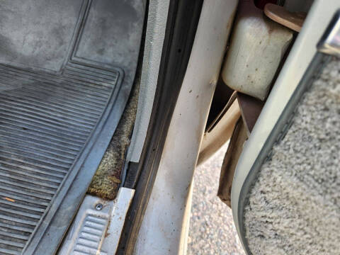 1990 Chevrolet Suburban V2500