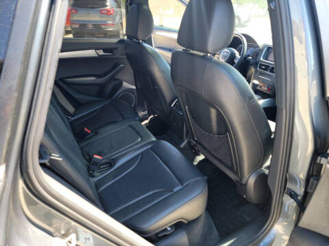 2012 Audi Q5 3.2 quattro Prestige