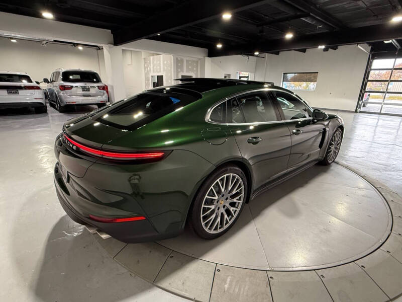 2025 Porsche Panamera 4 E-Hybrid