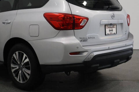 2020 Nissan Pathfinder SL