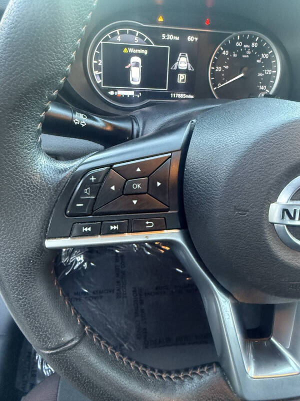 2020 Nissan Versa SR