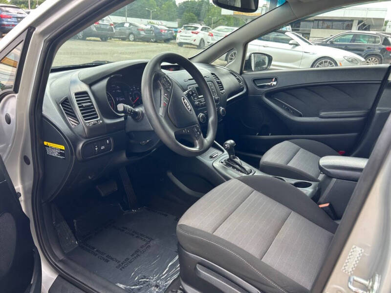 2016 Kia Forte5 LX
