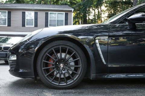 2011 Porsche Panamera 4