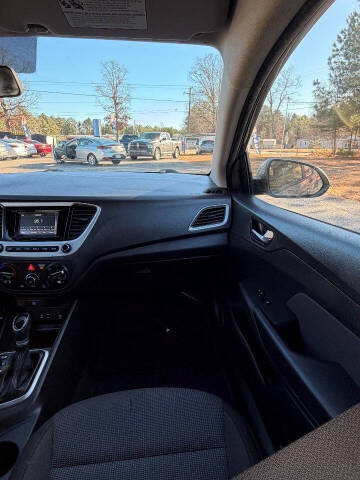 2021 Hyundai Accent SE