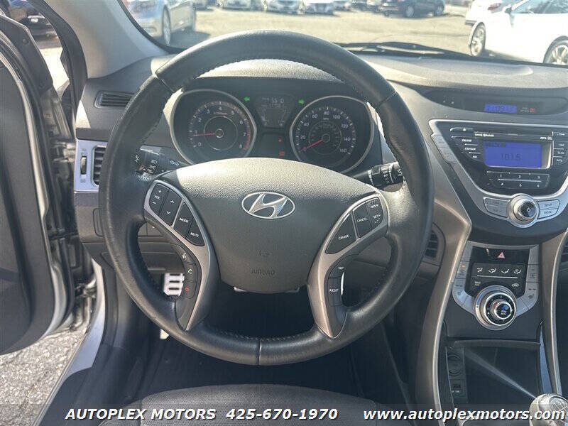 2013 Hyundai Elantra Coupe SE