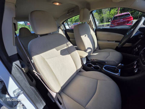 2014 Chrysler 200 LX