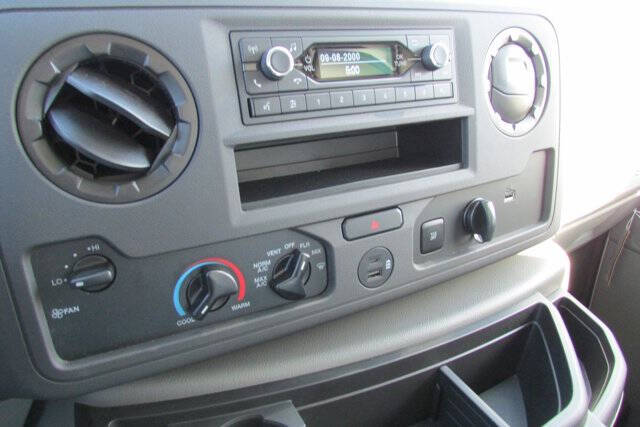 2024 Ford E-Series