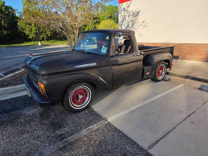 1951 Ford F-100