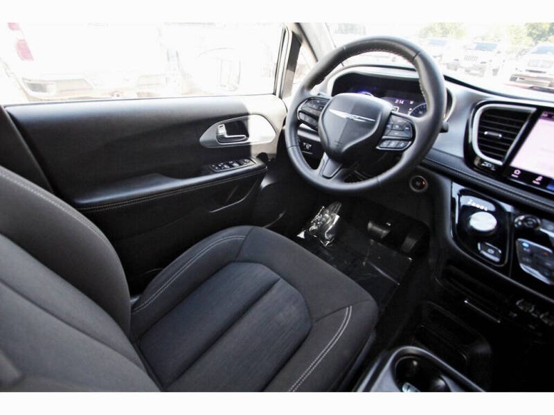 2022 Chrysler Pacifica Touring