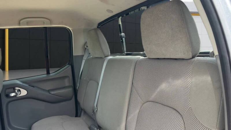2020 Nissan Frontier SV