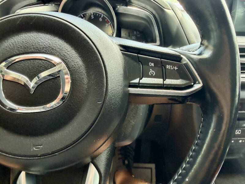 2017 Mazda MAZDA3 Grand Touring