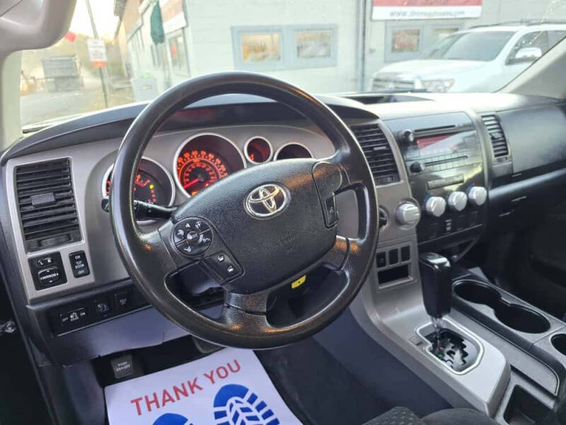 2013 Toyota Tundra Grade