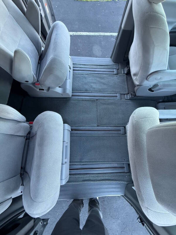 2017 Toyota Sienna L 7-Passenger