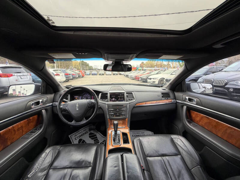 2014 Lincoln MKS