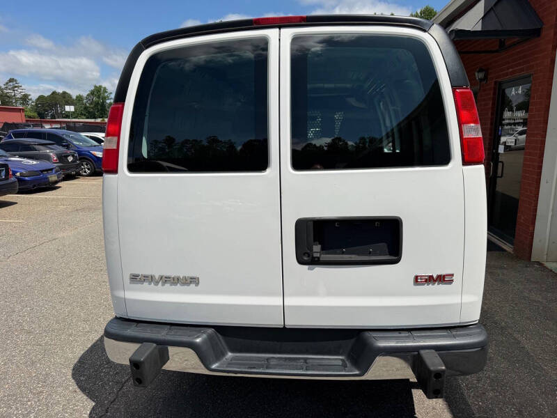 2019 GMC Savana 2500