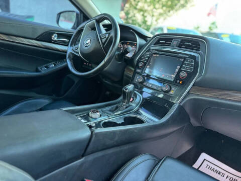 2018 Nissan Maxima Platinum