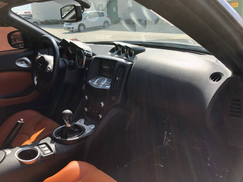 2011 Nissan 370Z Touring