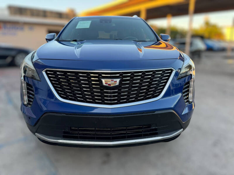 2021 Cadillac XT4 Premium Luxury