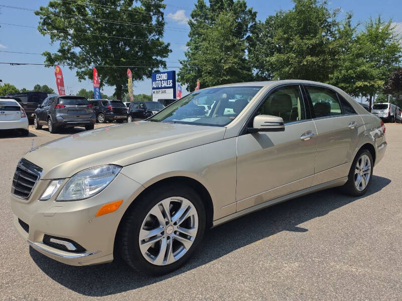 2010 Mercedes-Benz E-Class E350 Luxury's photo