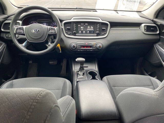 2019 Kia Sorento LX V6