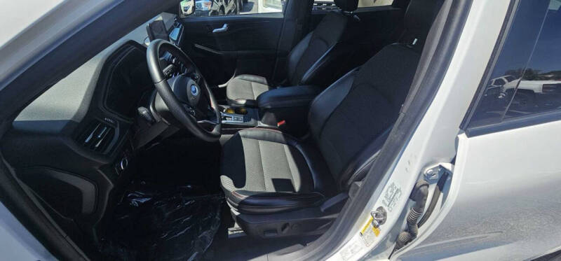 2023 Ford Escape ST-Line