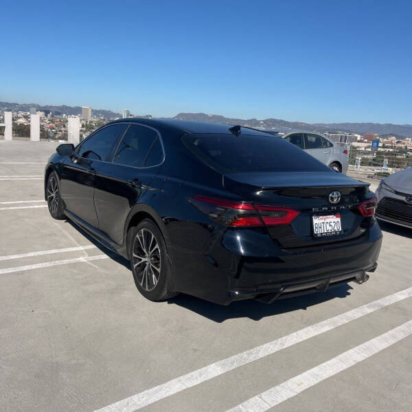 2019 Toyota Camry SE