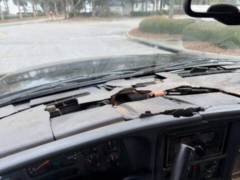 2004 Chevrolet Silverado 1500 LS