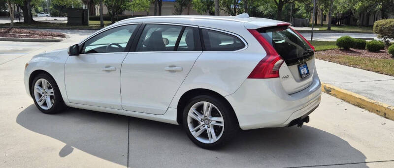 2015 Volvo V60 T5 Drive-E Premier