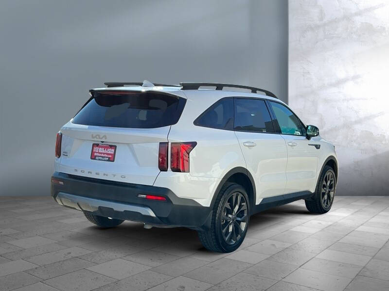 2022 Kia Sorento X-Line EX