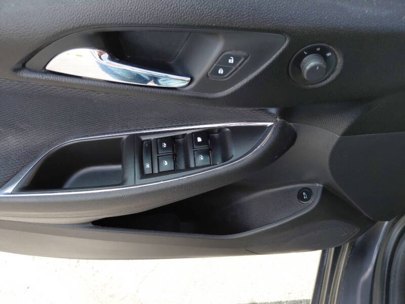 2017 Chevrolet Cruze LT Auto