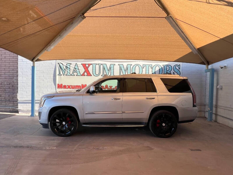 2017 Cadillac Escalade Luxury