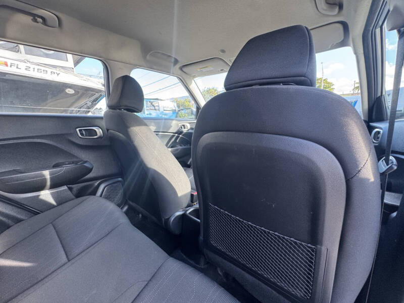 2021 Hyundai Venue SE