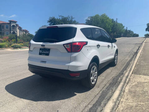 2019 Ford Escape S