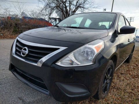 2019 Nissan Versa S Plus
