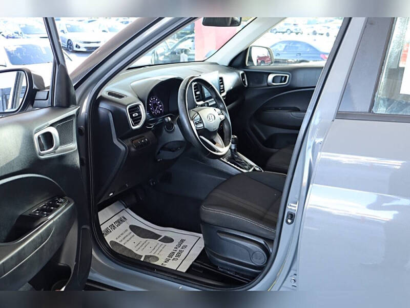 2021 Hyundai Venue SEL