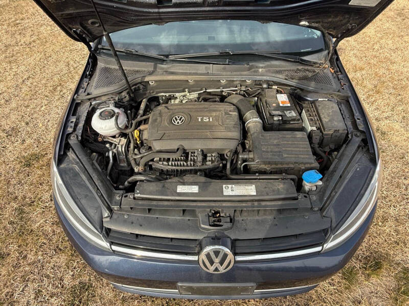 2018 Volkswagen Golf TSI SE
