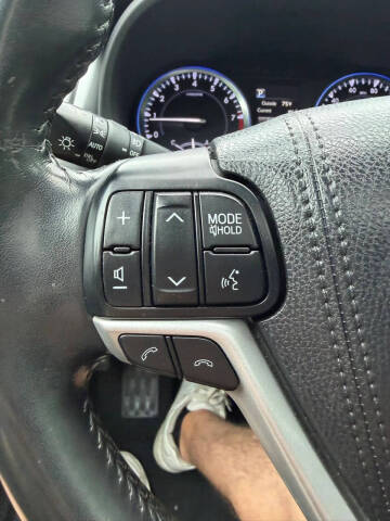 2017 Toyota Highlander