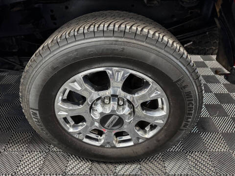 2022 Ford F-350 Super Duty Lariat