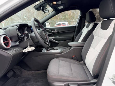 2024 Chevrolet Trax RS