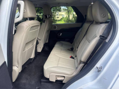 2018 Land Rover Discovery SE