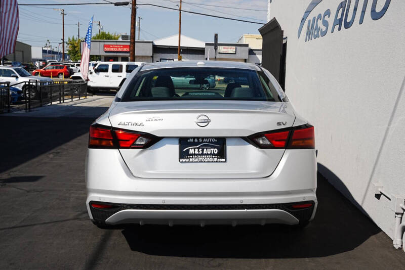 2024 Nissan Altima 2.5 SV