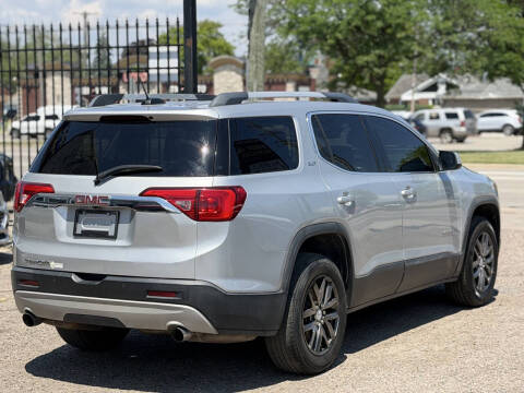 2017 GMC Acadia SLT-1