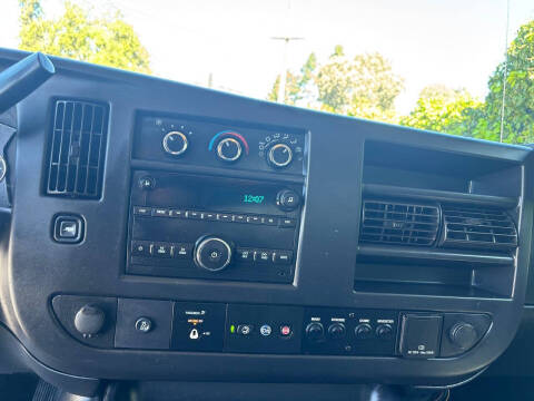2017 Chevrolet Express 2500