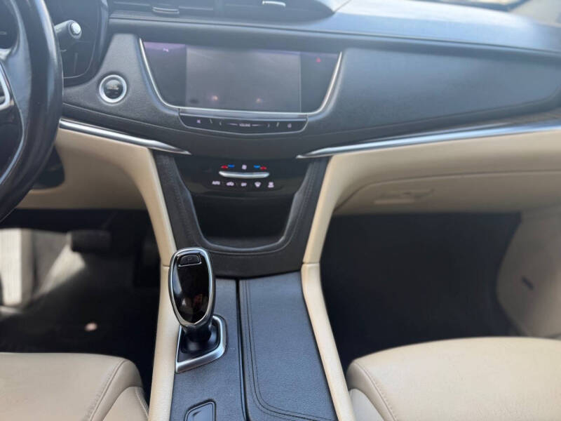 2018 Cadillac XT5