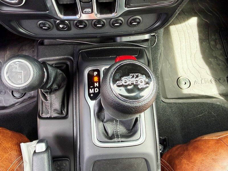 2024 Jeep Gladiator NightHawk