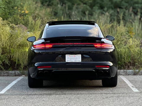 2020 Porsche Panamera GTS