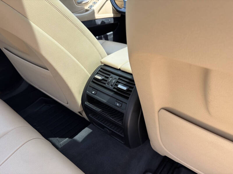 2016 BMW 5 Series 528i xDrive